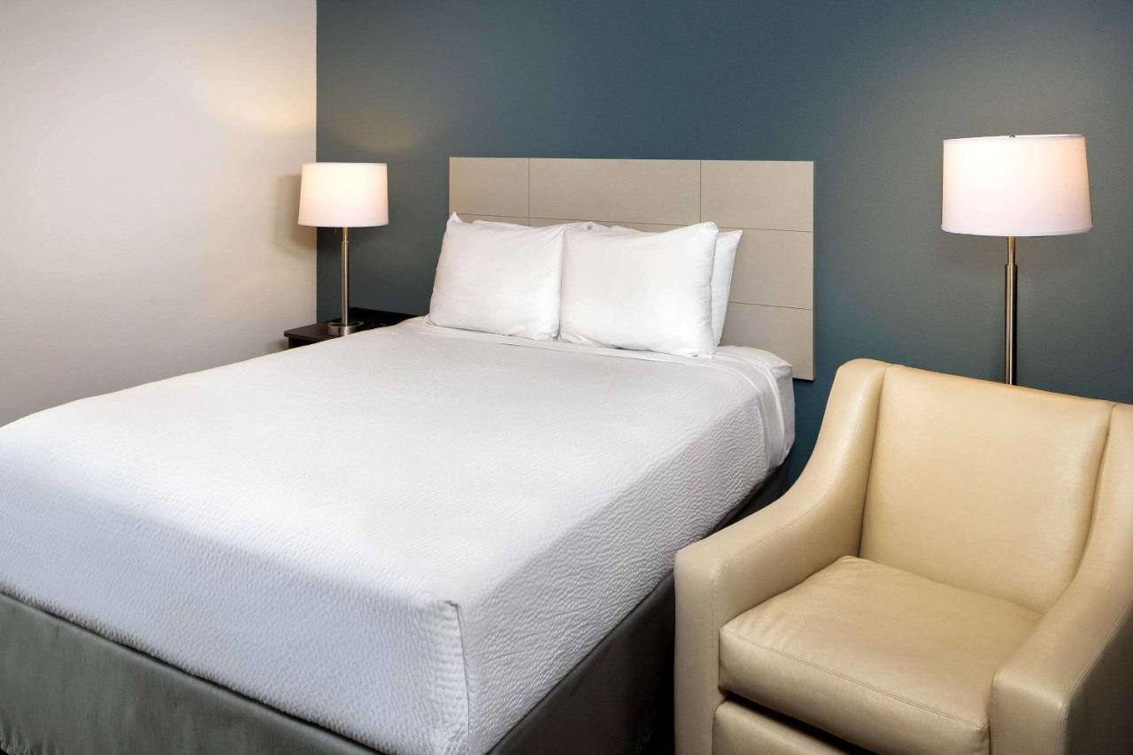 Woodspring Suites Houston Iah Airport Хъмбъл Екстериор снимка