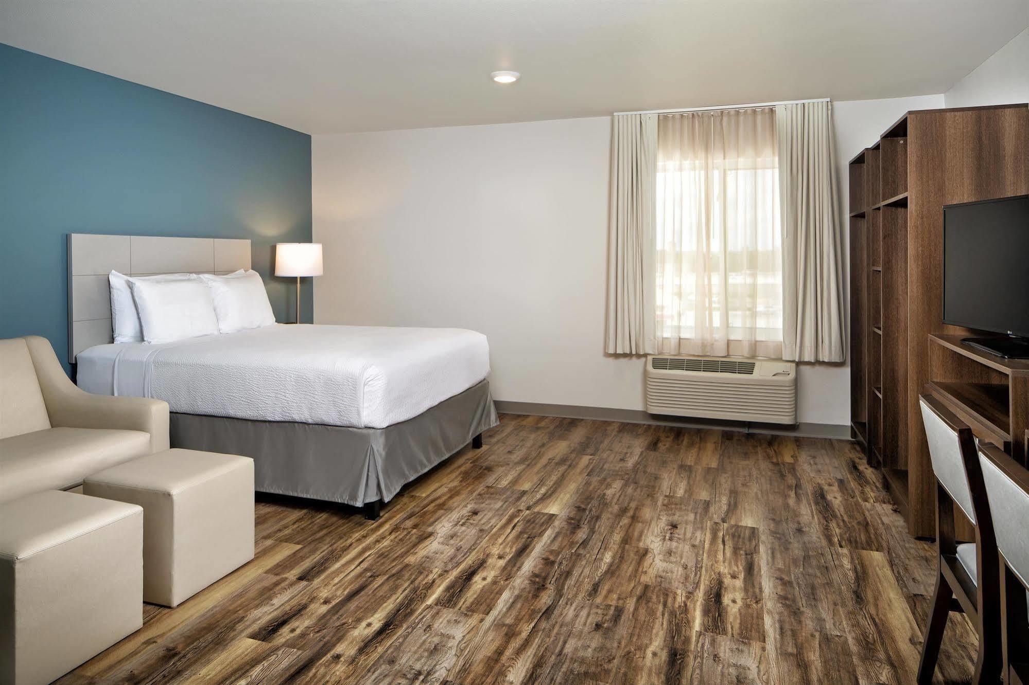 Woodspring Suites Houston Iah Airport Хъмбъл Екстериор снимка